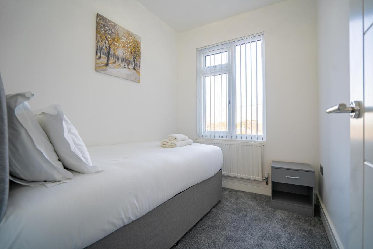 Newly Refurbished Modern 4 Bed Detached House ! Villa Oxford Exterior photo