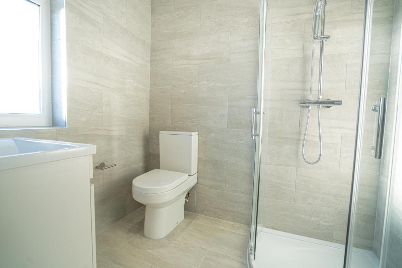 Newly Refurbished Modern 4 Bed Detached House ! Villa Oxford Exterior photo